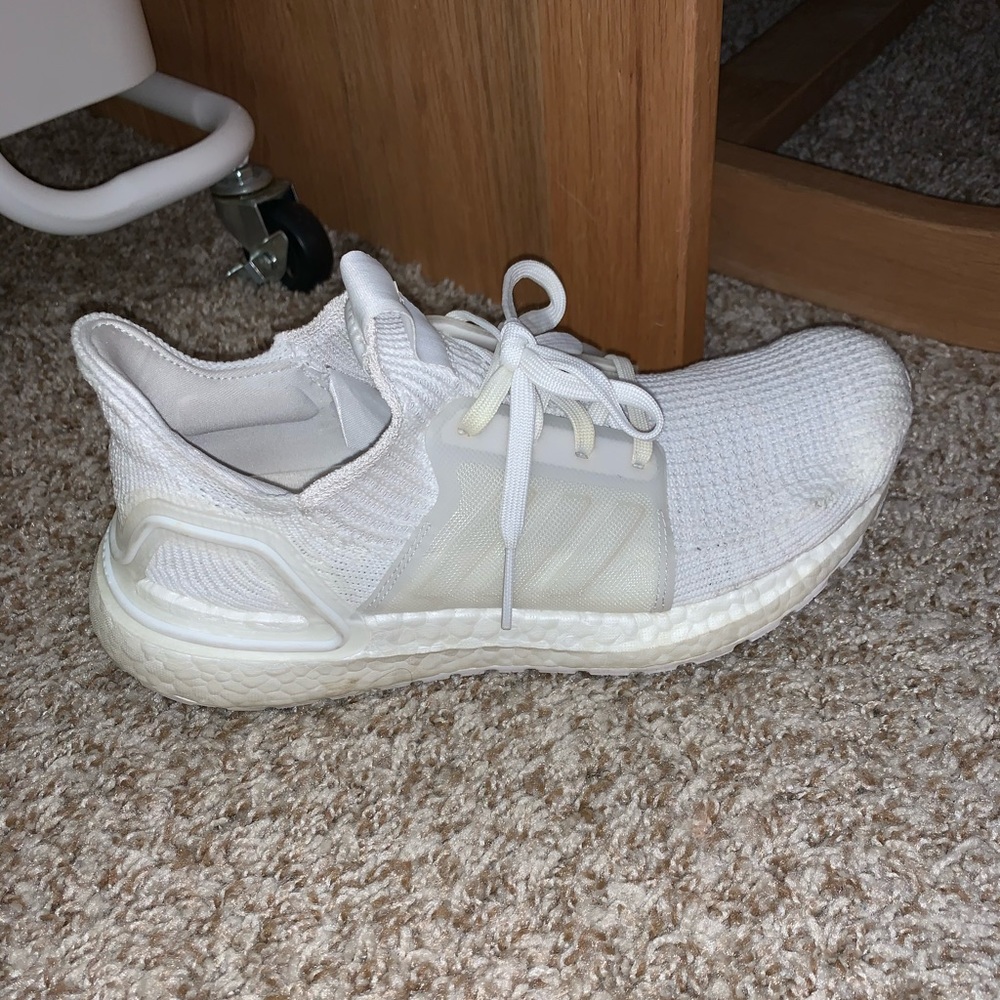 women’s white adidas ultraboosts